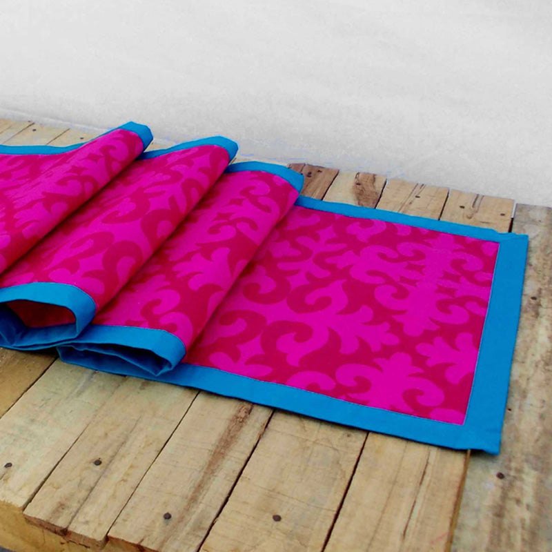 Table Runner - Shrydak Bright Pink