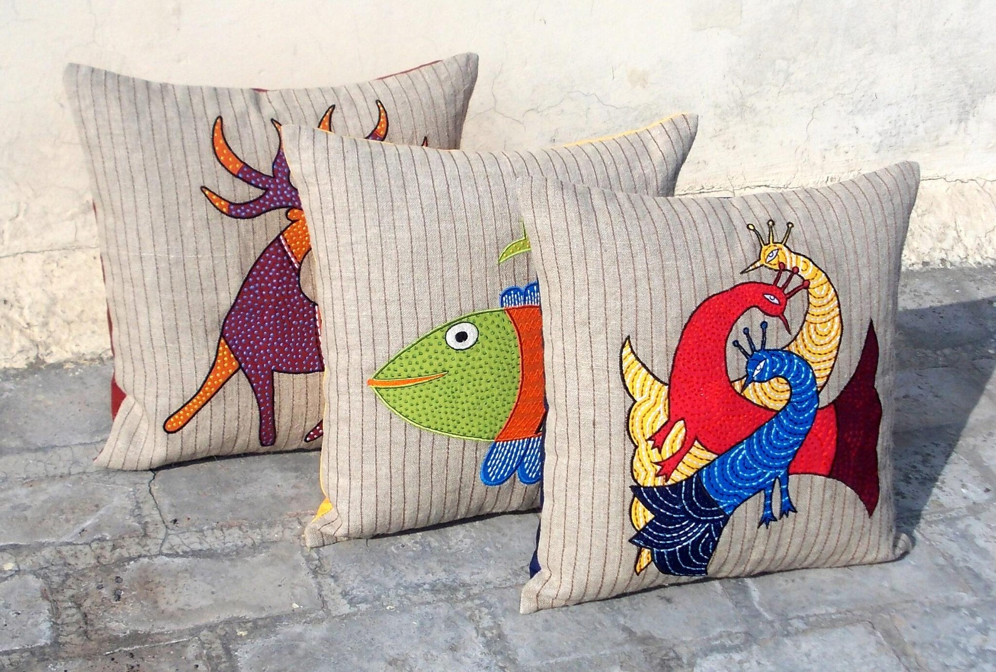GONDAL ART Linen pillow cover, peacock motif, appliqued and embroidered pillow, size 16X16 inches