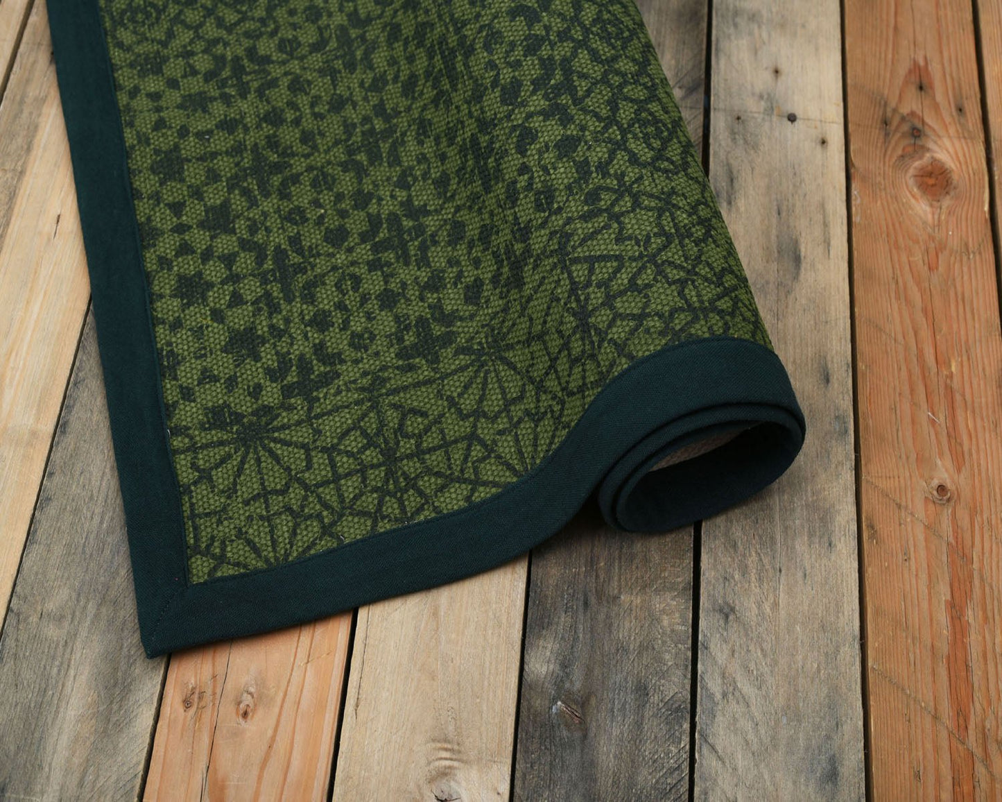 Cotton printed rug, Green colour geometric print, sizes available
