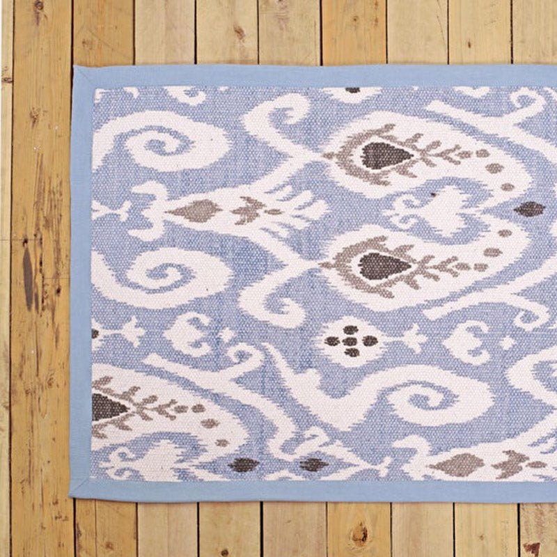 Printed cotton rug, blue color, ikat print, 100% cotton