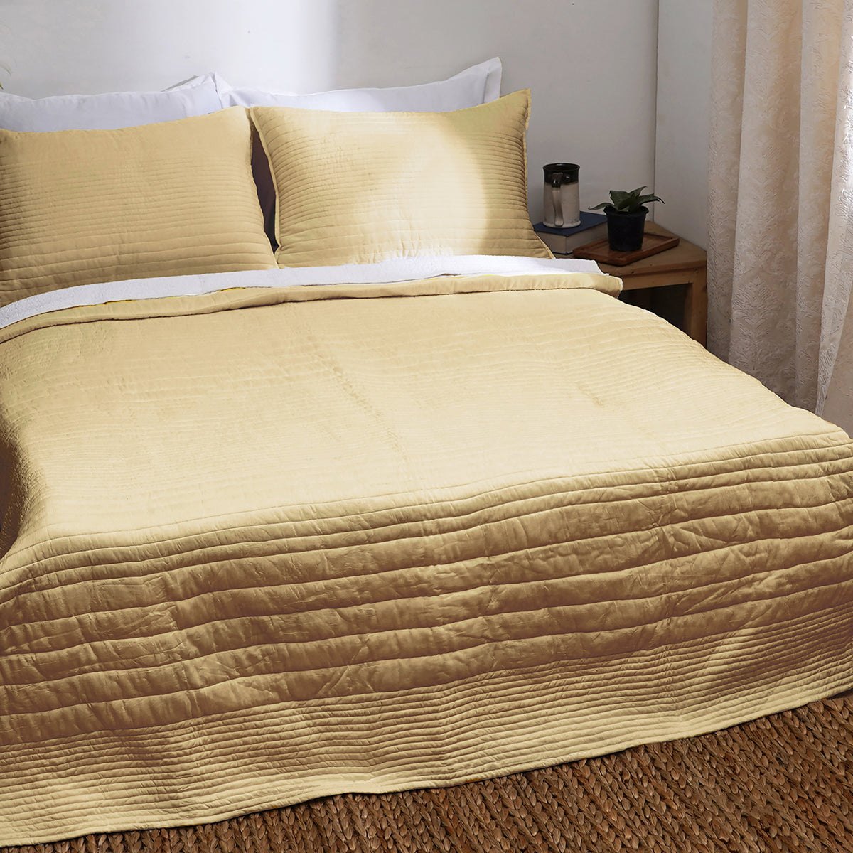 BEIGE luxury 300TC cotton satin Quilt with coordinated pillow cases, Sizes available