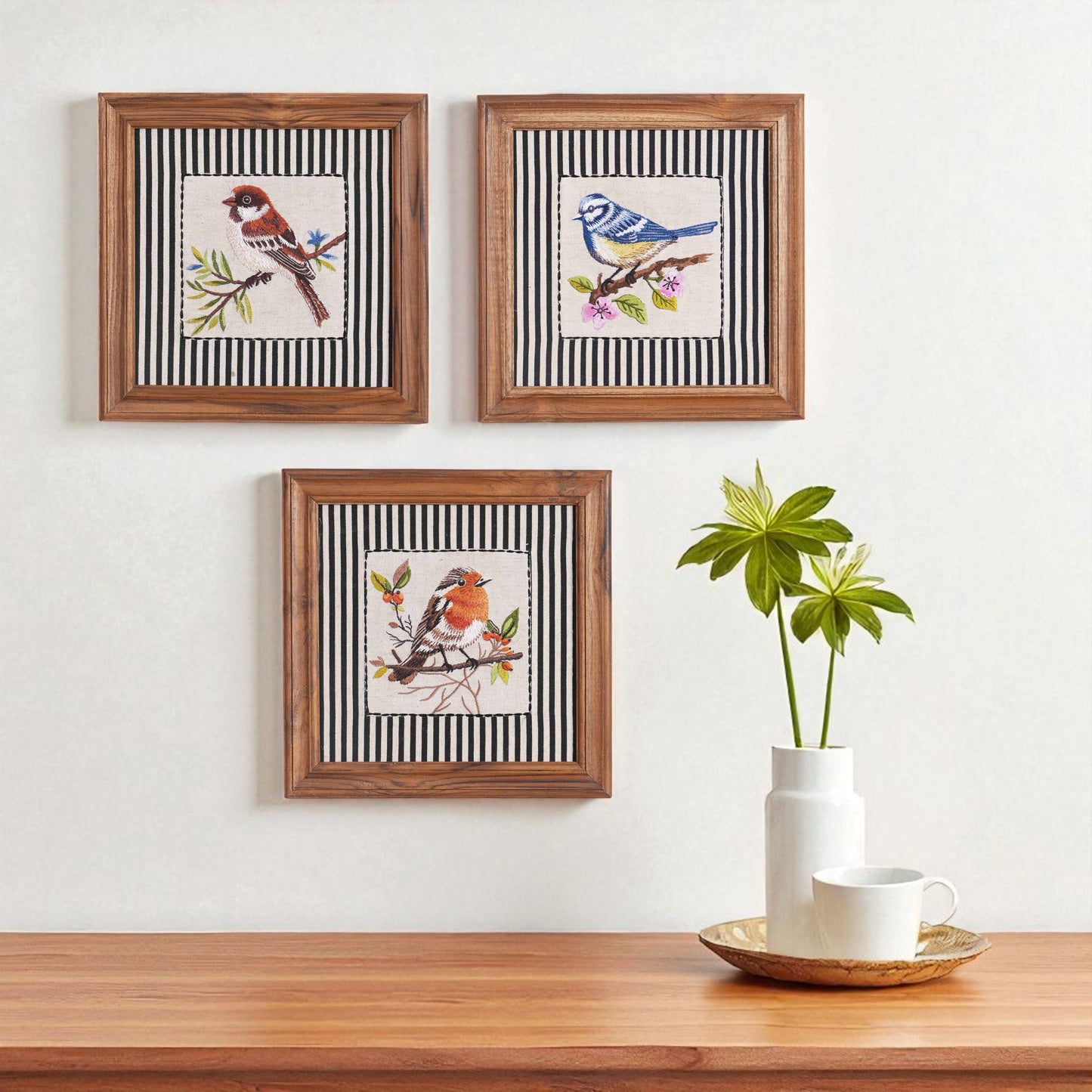 BOTANICAL - BROWN BIRD wall art with teak wooden frame, 12X12 inches