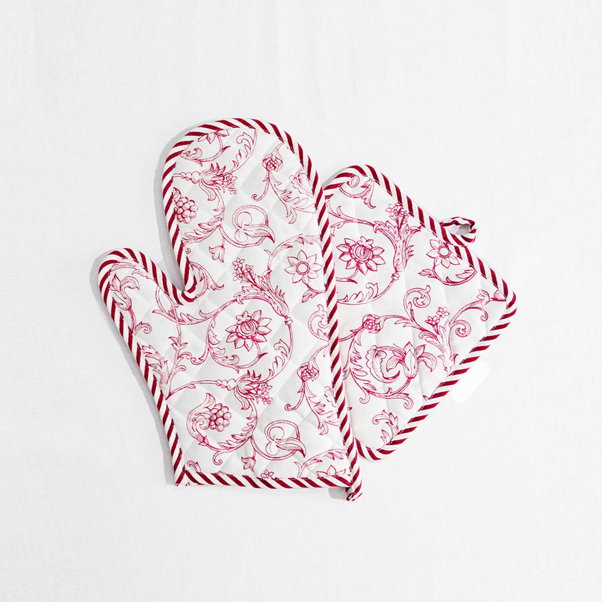 RED SWIRL Victorian print Pot holder and Glove