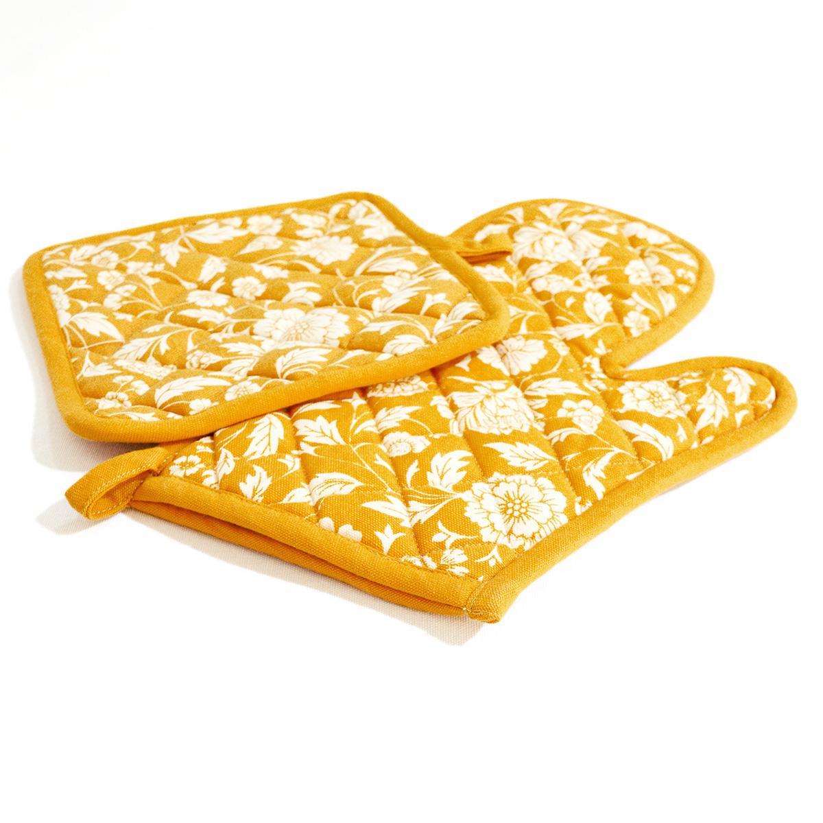 Kalamkari Mustard Yellow quilted oven mitt, quilted potholder, kitchen accessory, pure cotton
