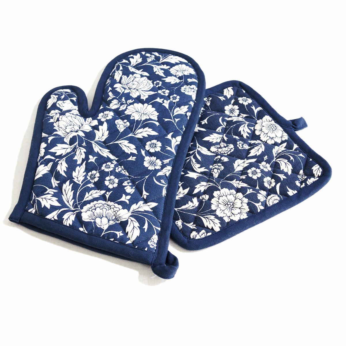 Kalamkari Indigo blue quilted oven mitt, quilted potholder, kitchen accessory, pure cotton