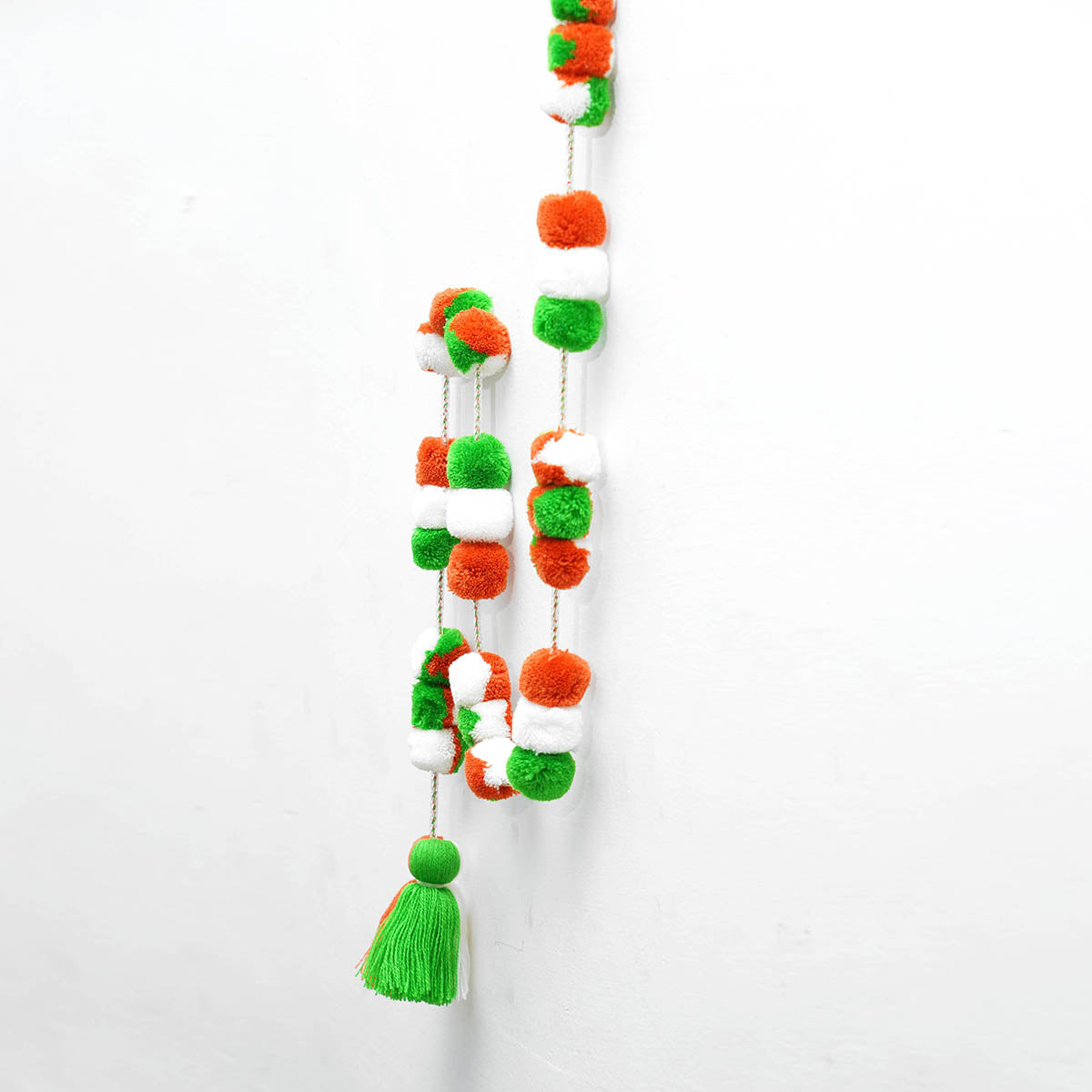 Tricolour pompom garland