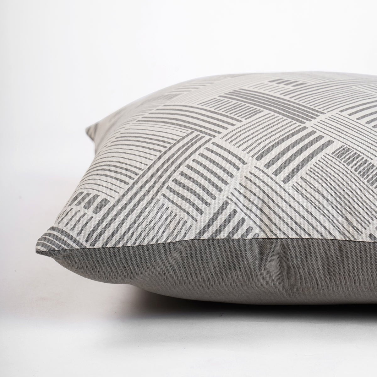 MODERN RETRO - Grey throw pillow cover, geometrical print, cotton pillow, sizes available