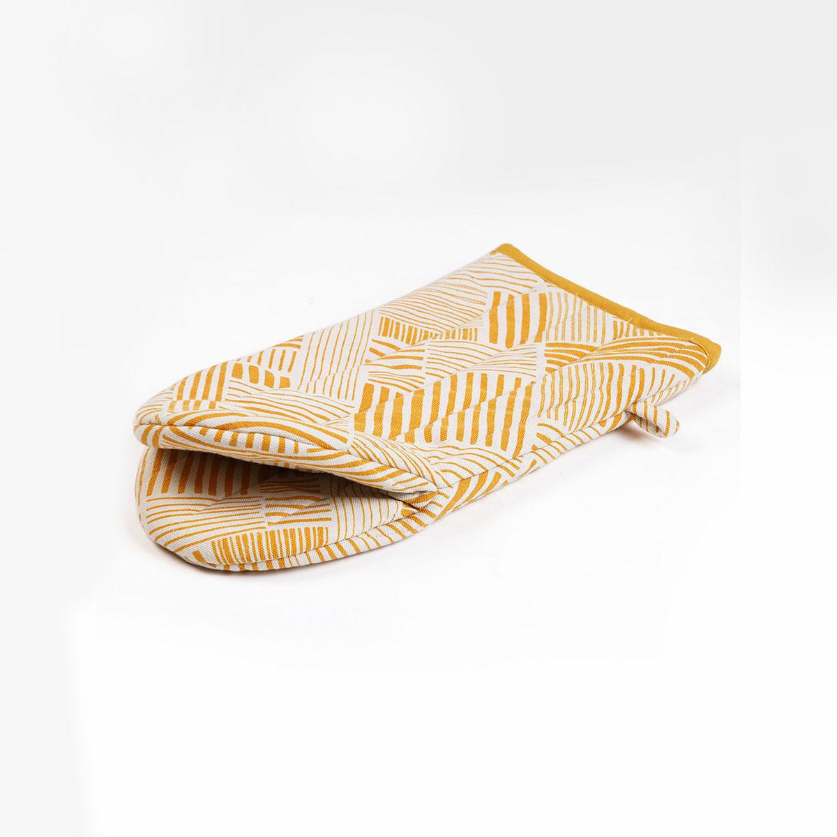 MODERN RETRO Pair of quilted Potholder and oven mitt in Mustard Yellow colour stripe print in 100% cotton