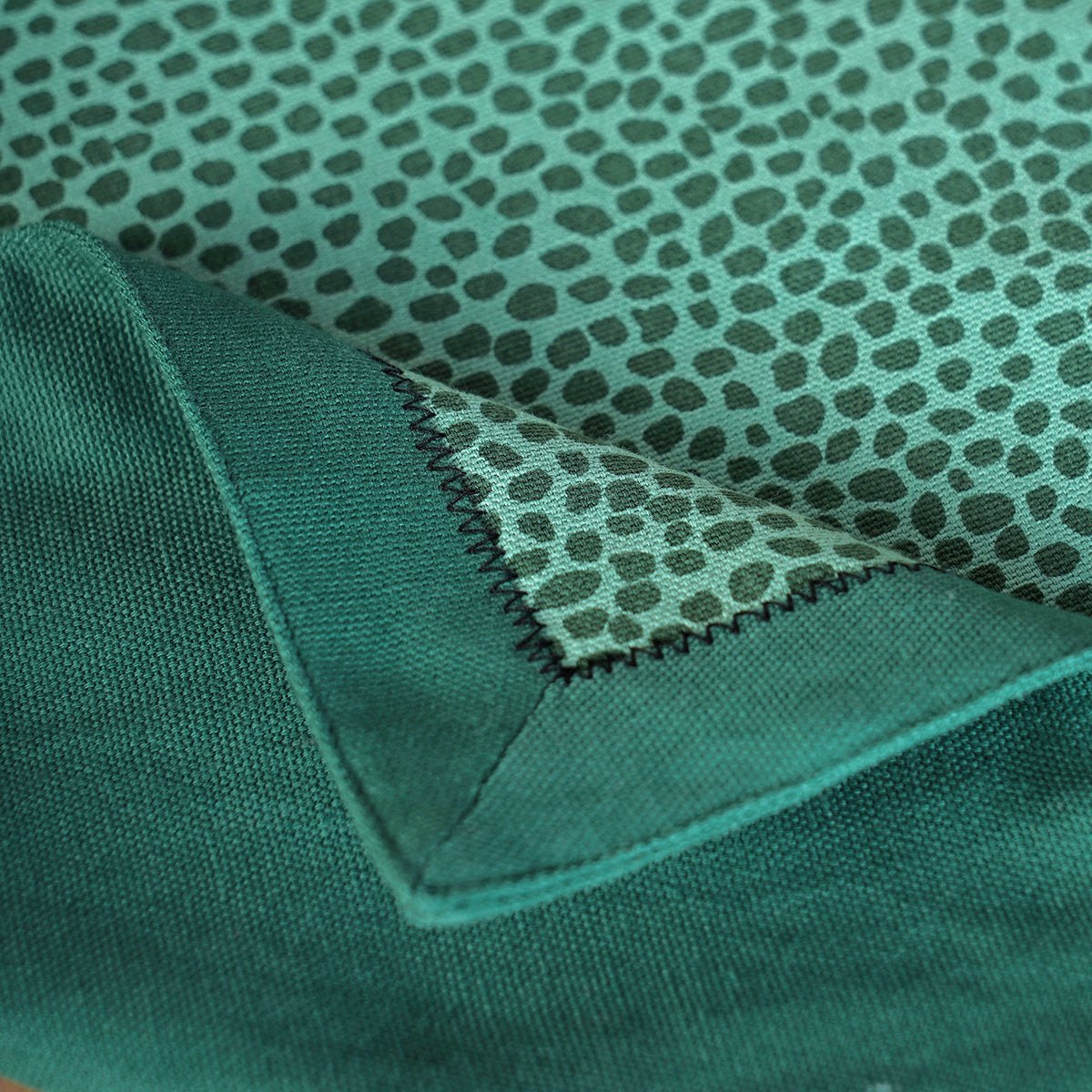 MODERN RETRO - Aqua Green cotton Table runner, dot print with border and embroidery, sizes available