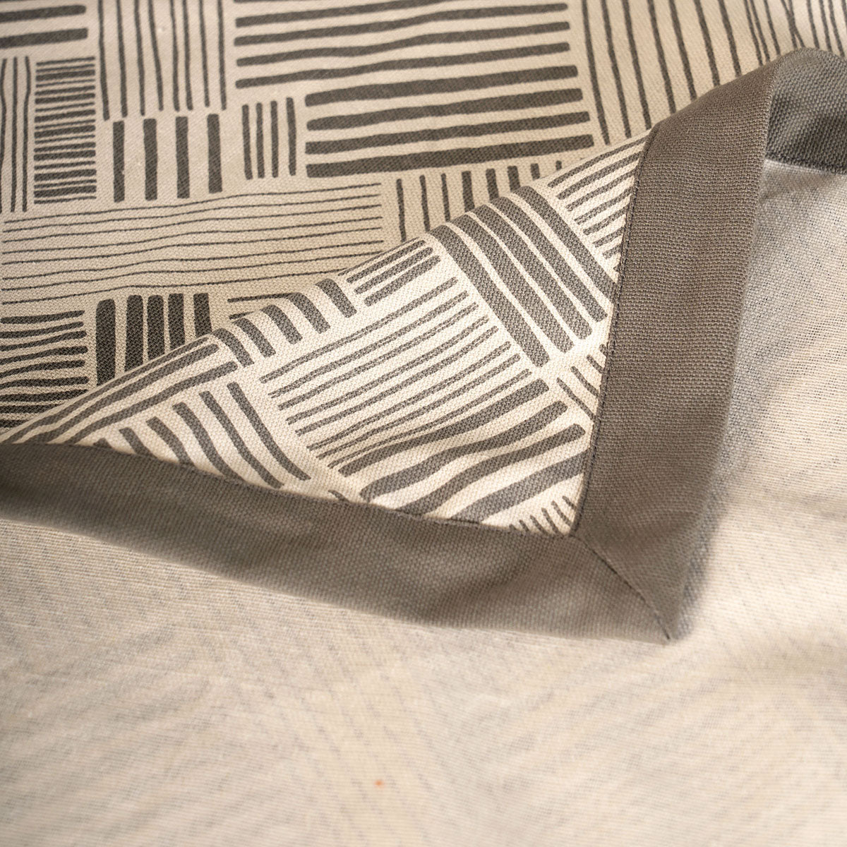 MODERN RETRO - Grey cotton table cloth with geometrical stripe print, Sizes available