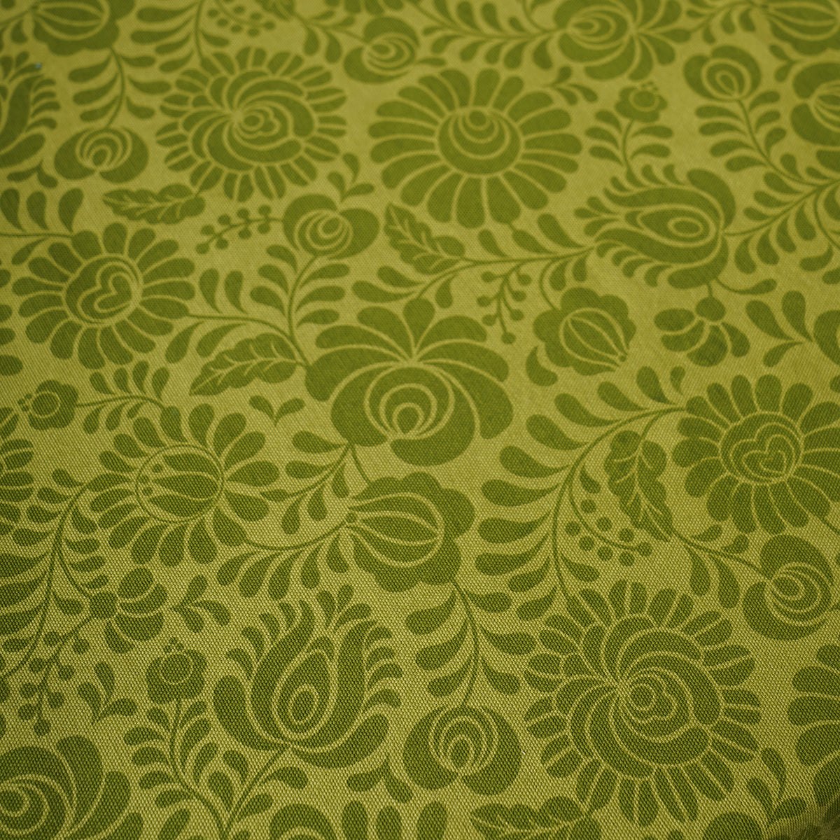 MATYO - Green colour Table cloth, floral print cotton fabric, size available