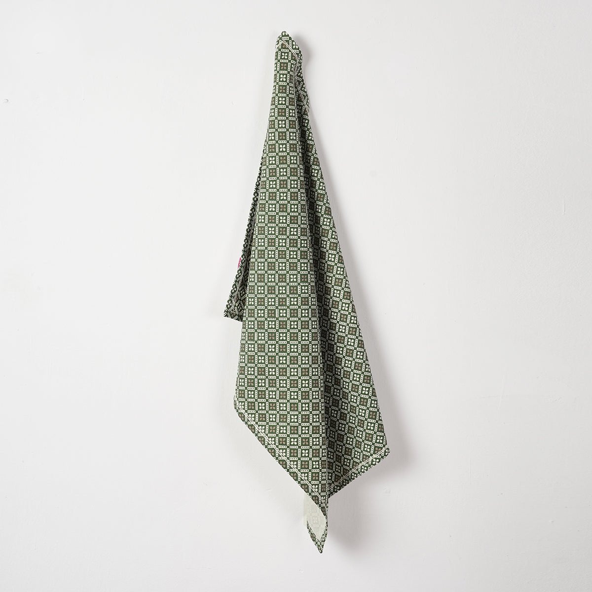 Green Printed Kitchen Towel, geometrical pattern, 100% cotton, size 20"X28"