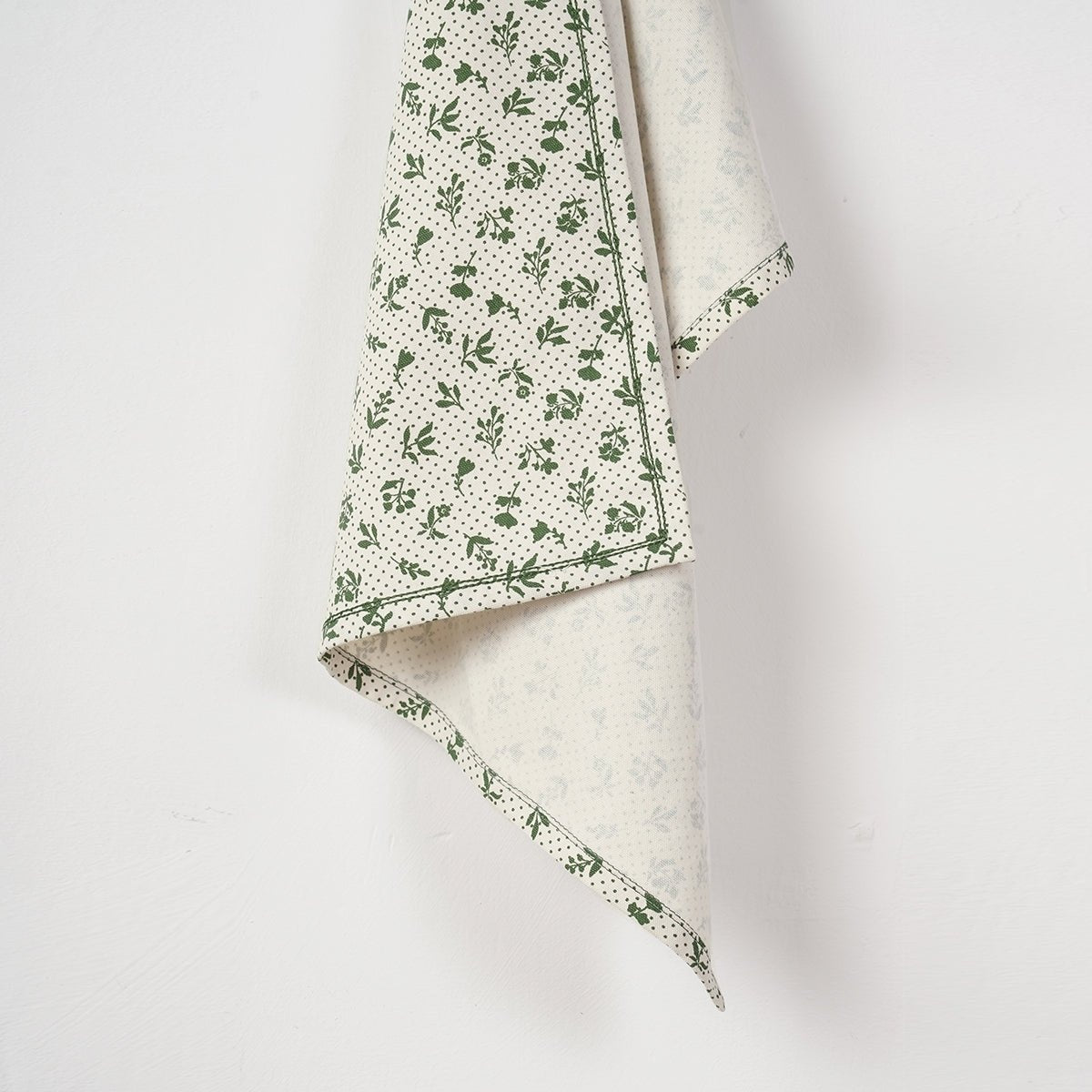 Green Printed Kitchen Towel, small floral pattern, 100% cotton, size 20"X28"