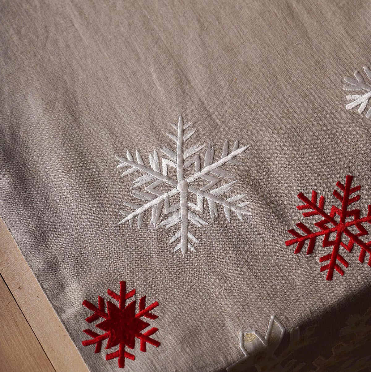 Linen Christmas table runner, snowflake pattern, embroidery and applique, sizes available