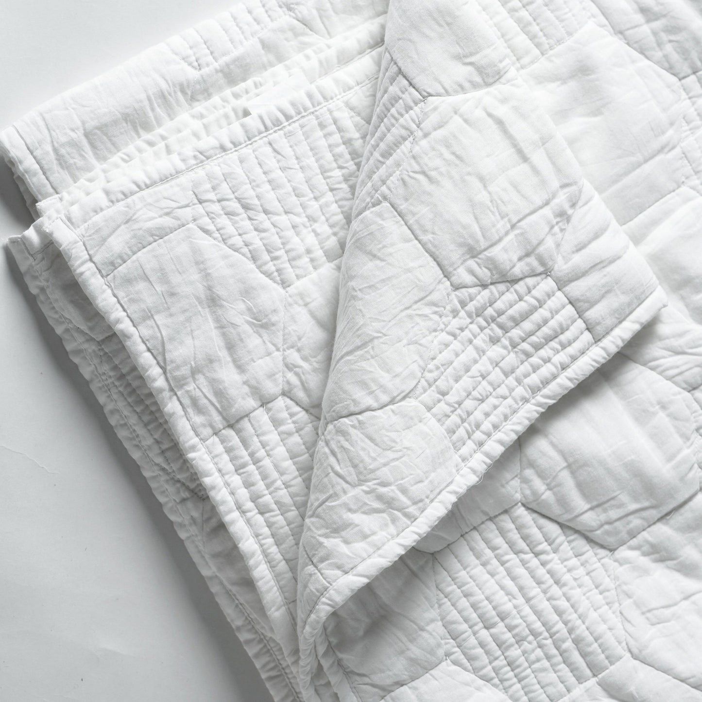 SHWET - White Hexagon Quilted bed set, 100% cotton, Sizes available
