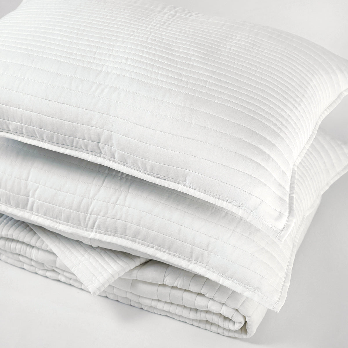 SHWET - White luxury 300TC cotton satin Quilted bed set, Sizes available
