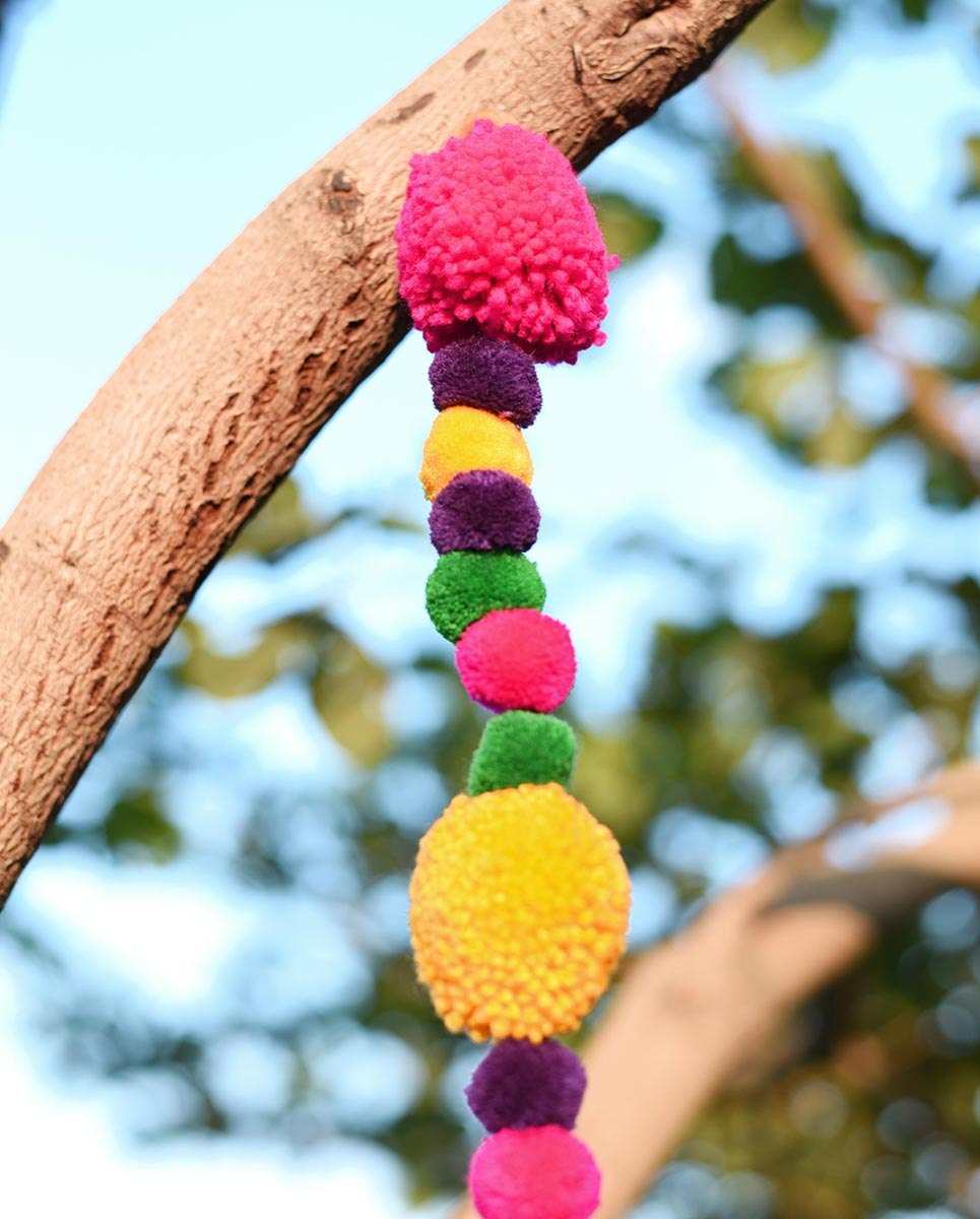 Multicolour pompom garland