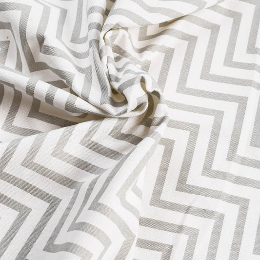 Grey and white printed fabric, chevron pattern, Geometrical print