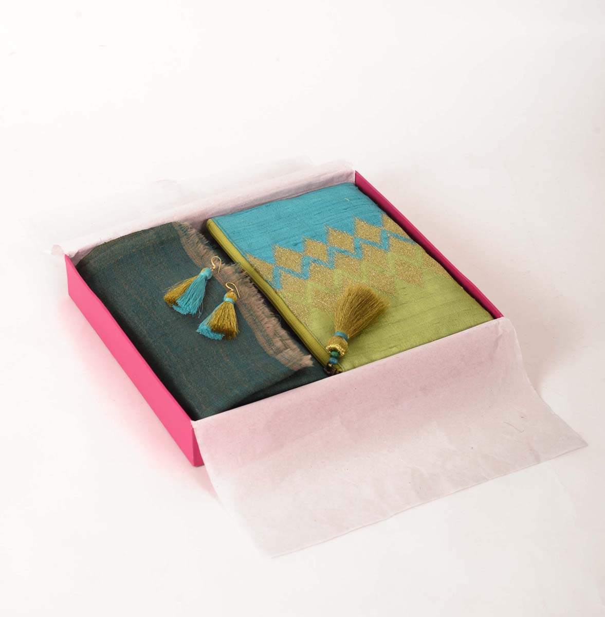 3 PC GIFT PACK - fine wool & zari stole with silk embroidered clutch and twin threader earrings