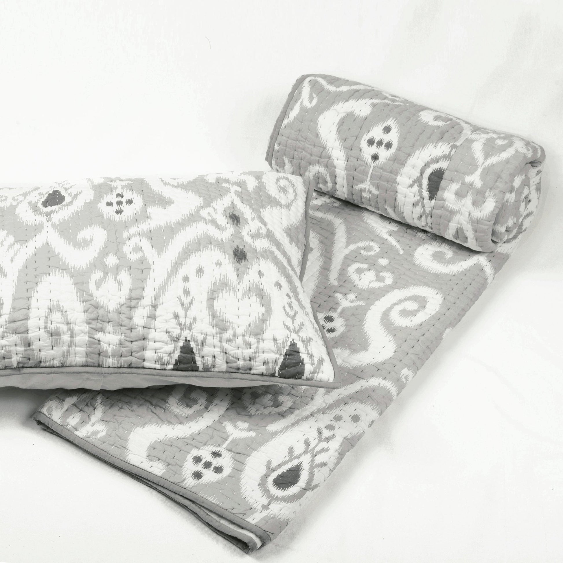 GREY IKAT print Kantha quilt - stripe pattern quilting - Quilted bed set, sizes available