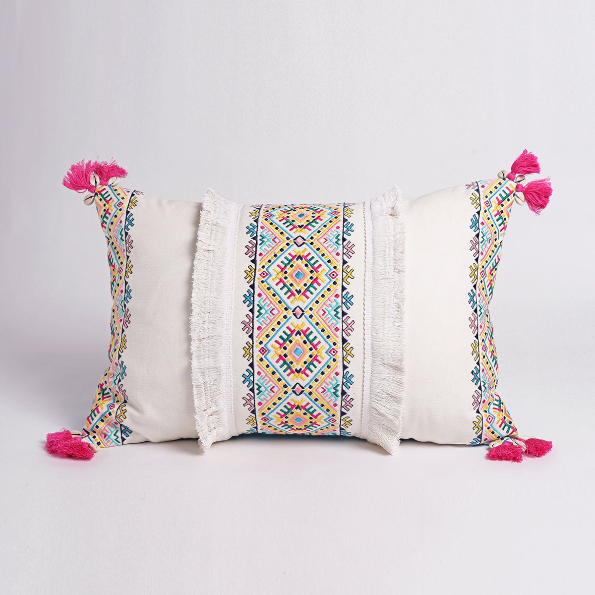 Banjara – Embroidered, multicolored, Peruvian cushion cover