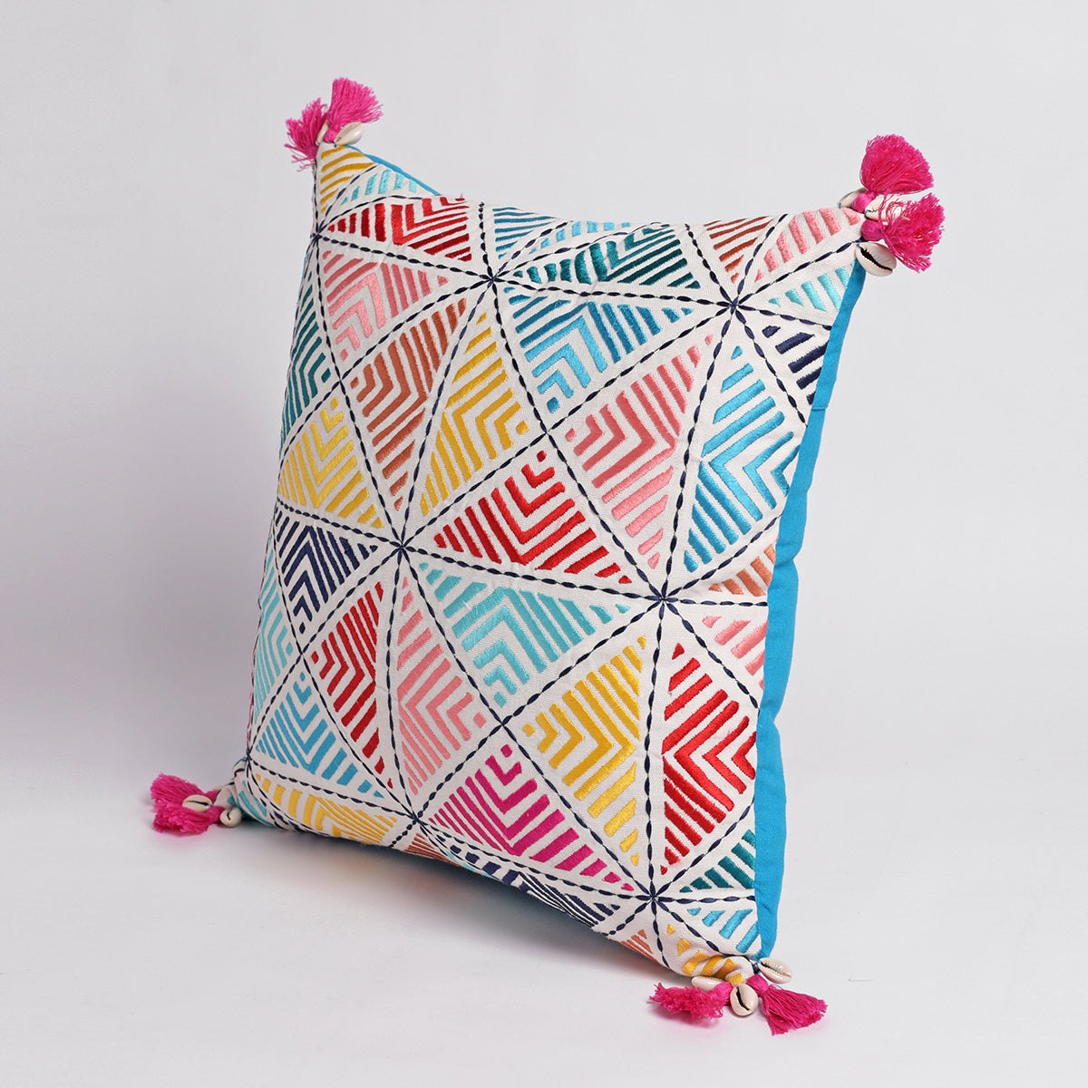 Banjara – Embroidered, multicolored, Peruvian cushion cover