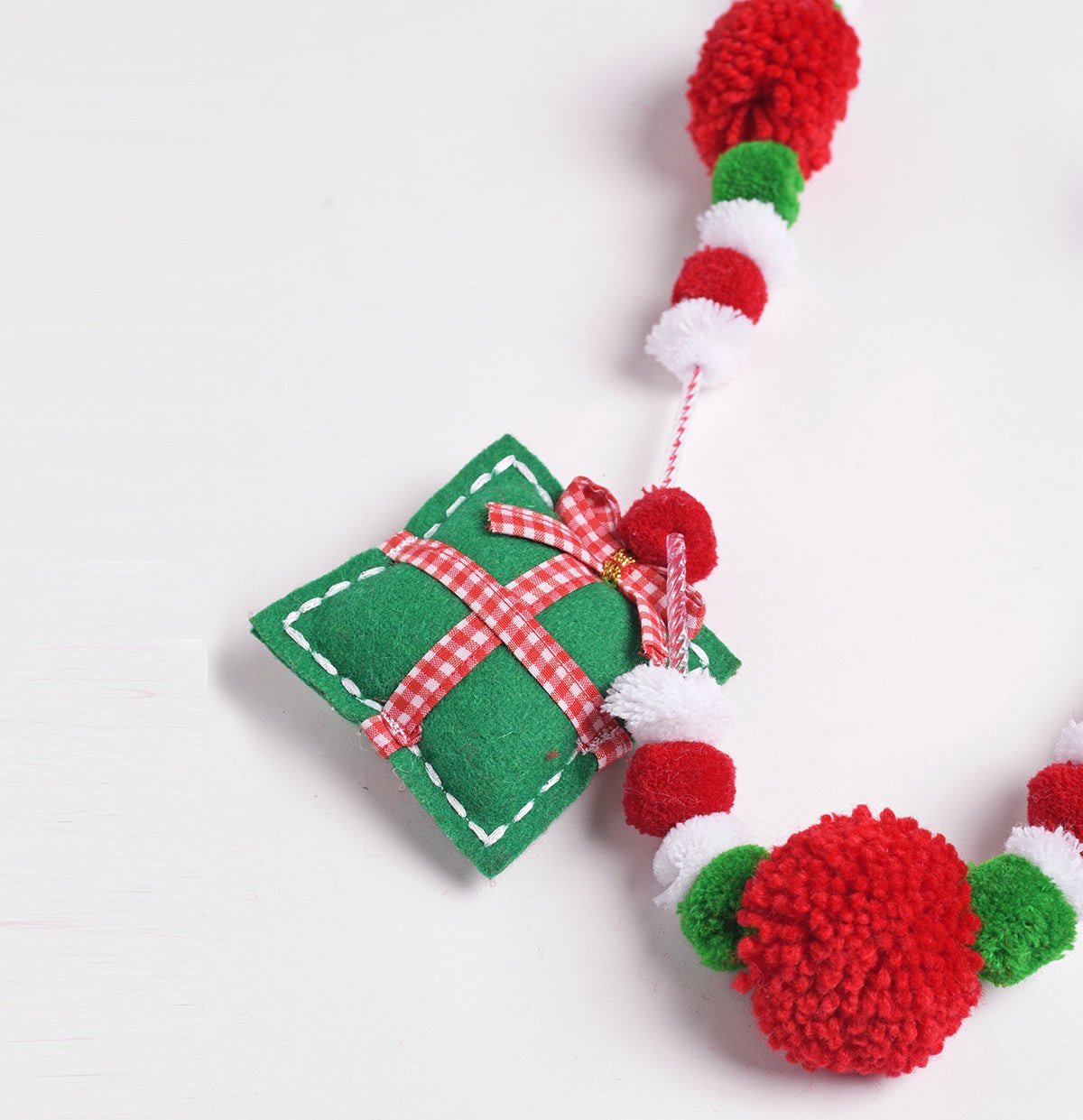 Christmas decor, Pompom garland, gift garland, holiday decor, size available