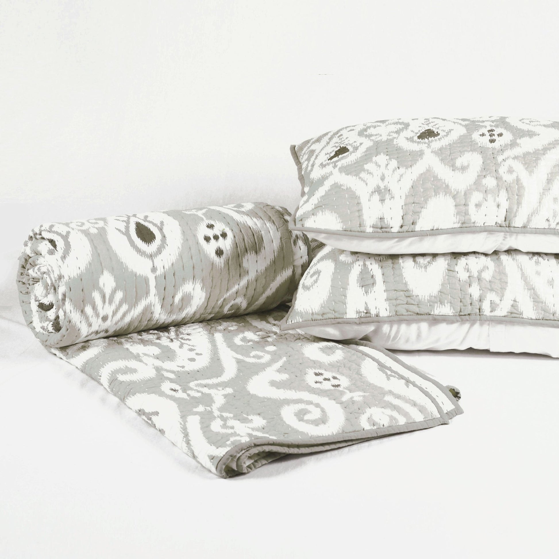 GREY IKAT print Kantha quilt - stripe pattern quilting - Quilted bed set, sizes available