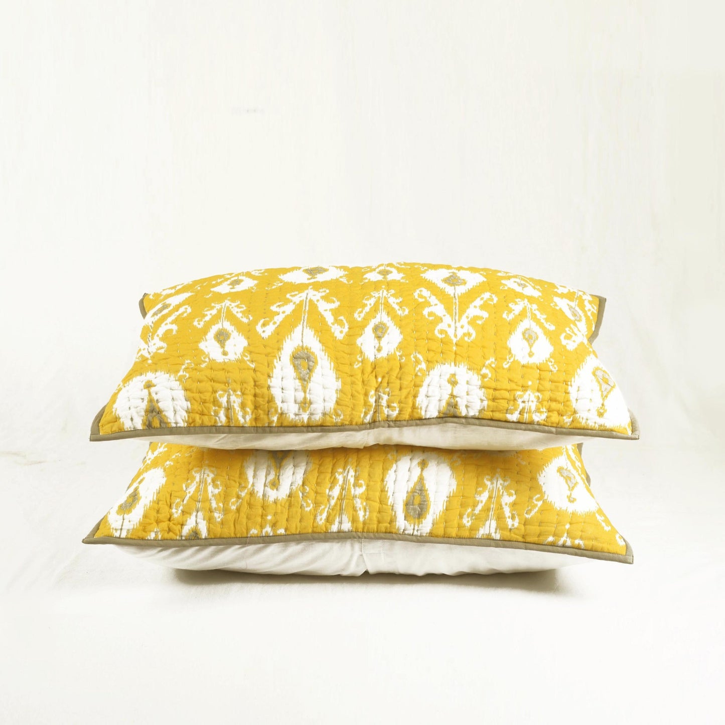 YELLOW IKAT print Kantha quilted bed set - stripe pattern quilting - Sizes available