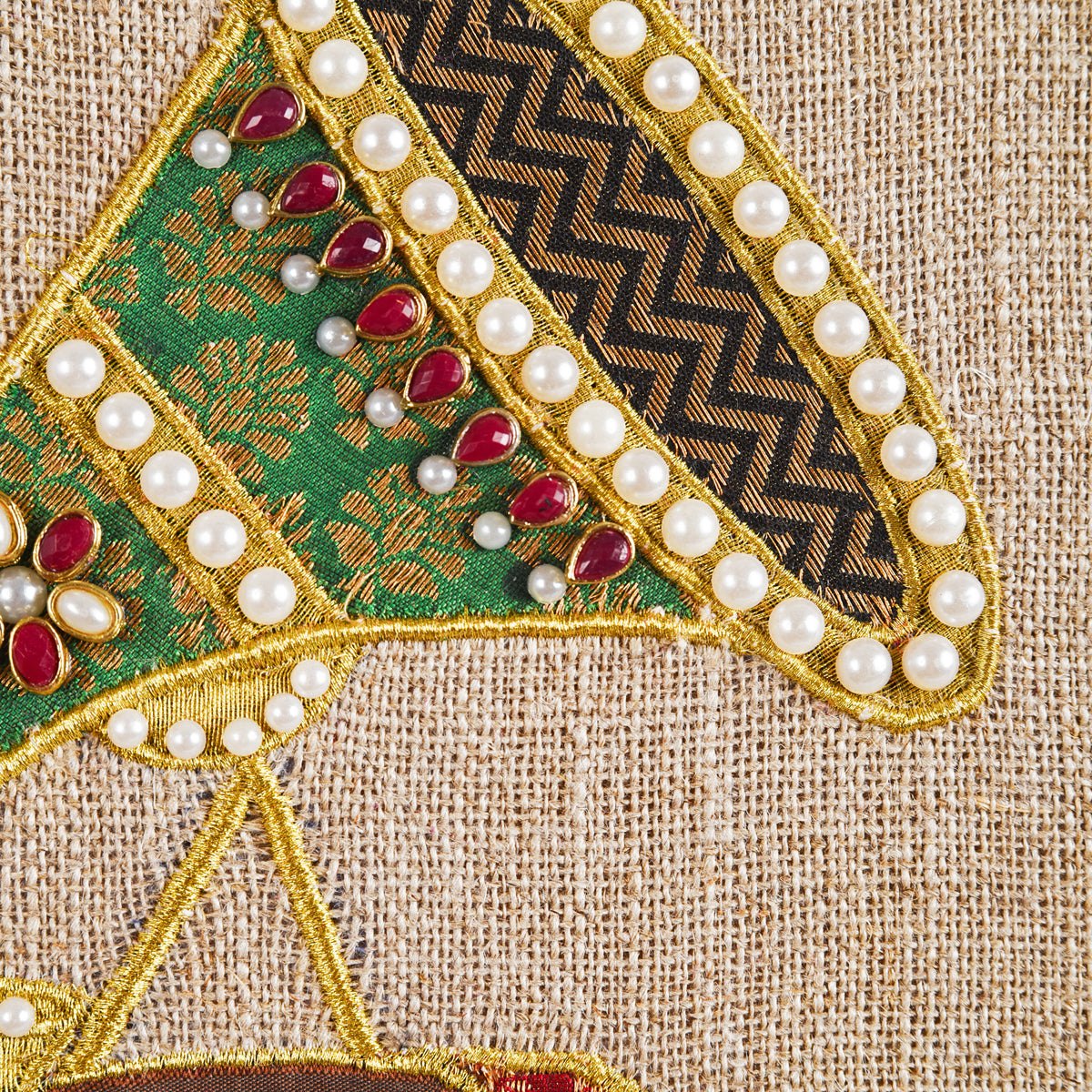 Hoop wall art - Vintage musical instrument - Gramophone