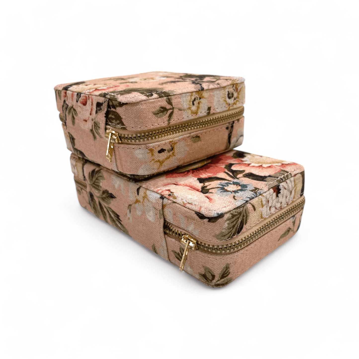 AMOUR BLUSH Vintage Rose print, Square box, with 2 pouches