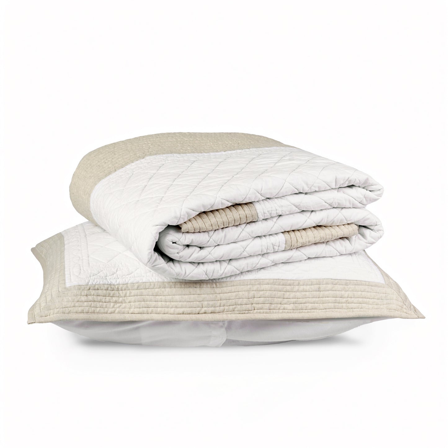 SHWET - Natural And white Quilt with 2 coordinated pillow cases, Sizes available