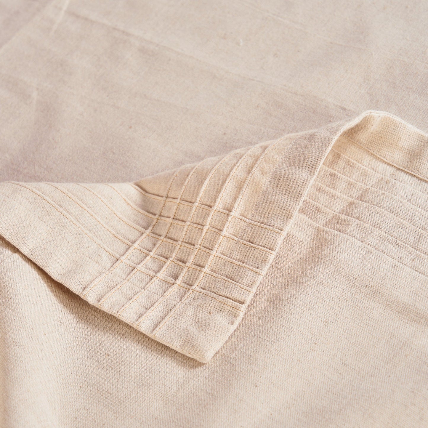 AMOUR - Solid Beige linen table cloth with pintuck border