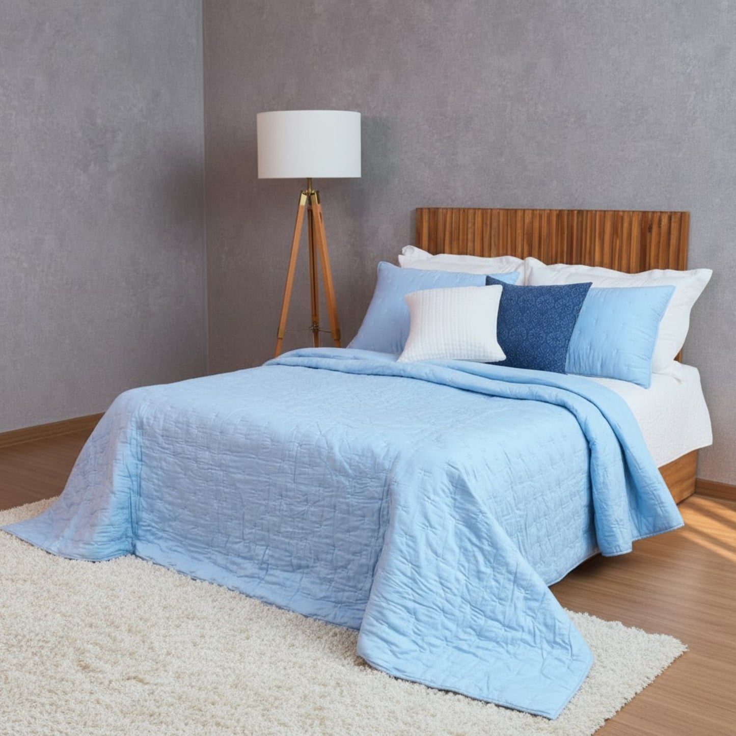 Sky Blue 300TC Fine Cotton Quilt – Diamond Pattern Tuck Quilting
