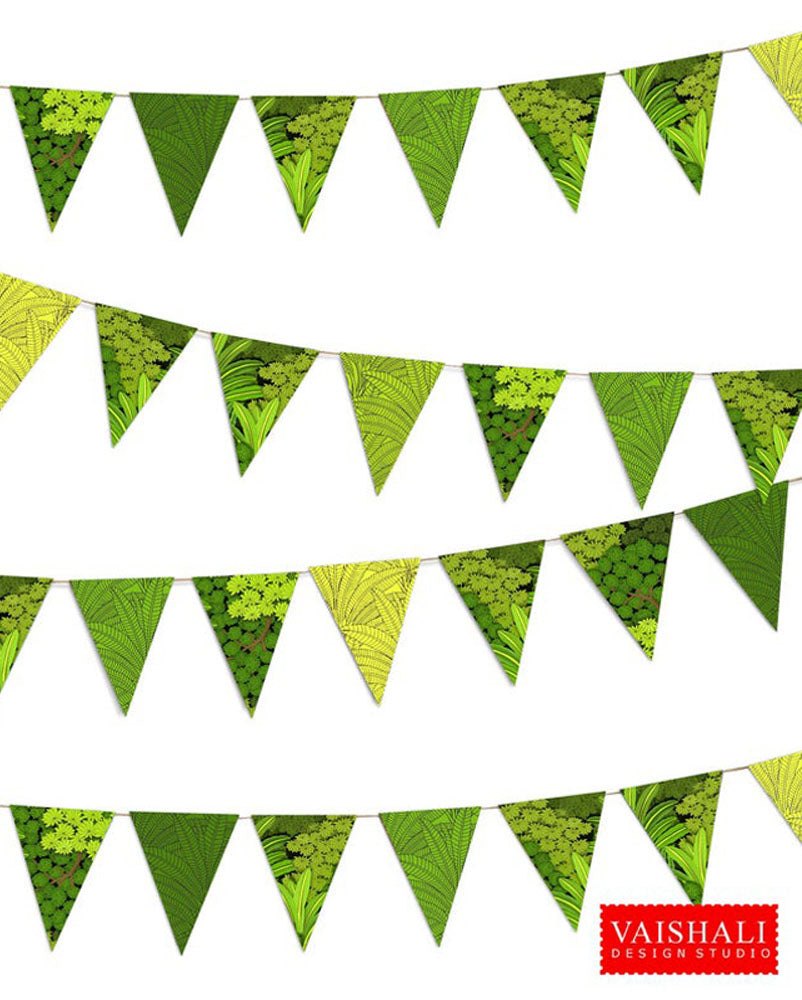 Printable trianglular buntings, pichwai art, 7.5"X5.5"