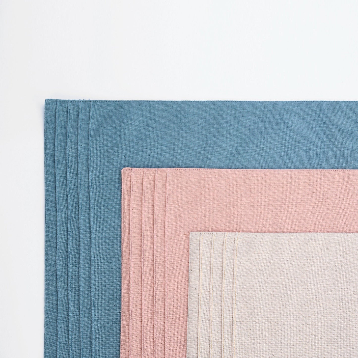 AMOUR - Solid Duck Egg linen cotton Placemat with pintuck border, 13X19 inches