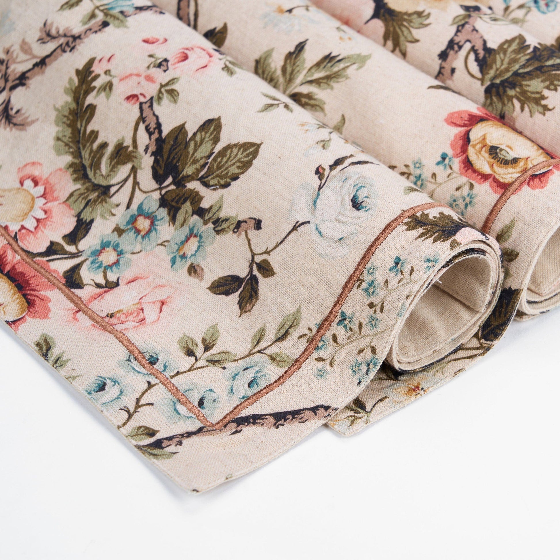 AMOUR - Beige linen cotton Placemat with vintage rose print , 13X19 inches