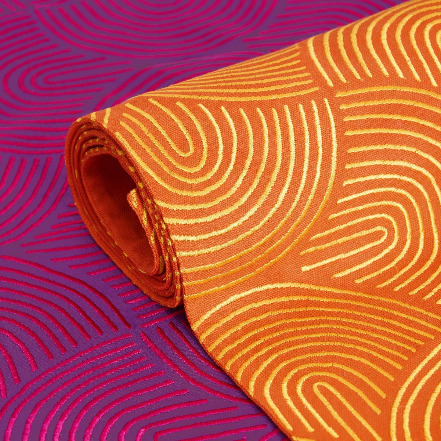 KASHIDAKAARI - Tangerine runner with all over embroidery, modern retro, geometrical pattern