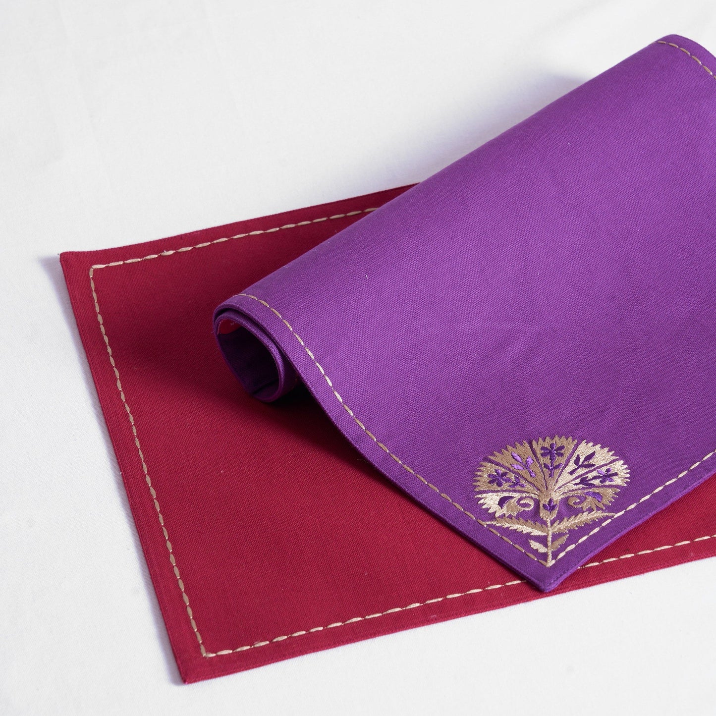 KASHIDAKAARI - Plum embroidered table mats, floral suzni pattern