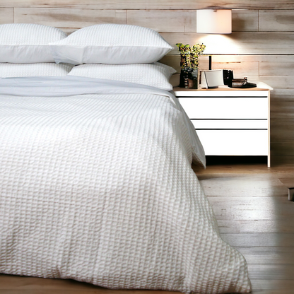 Waffle cotton Duvet cover with coordinated pillow covers, white colour, sizes available
