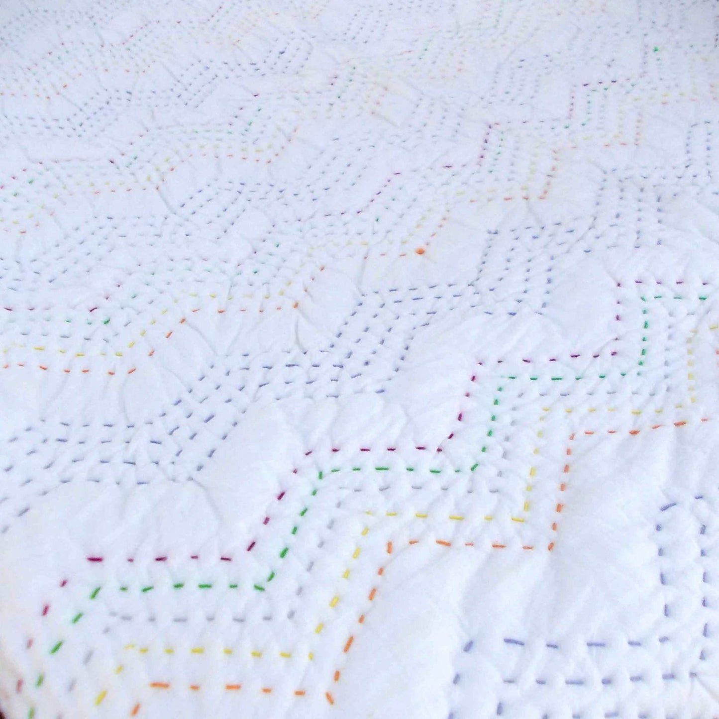 WHITE Kantha quilt - chevron pattern quilting - Quilt set / Quilt / Pillow case available