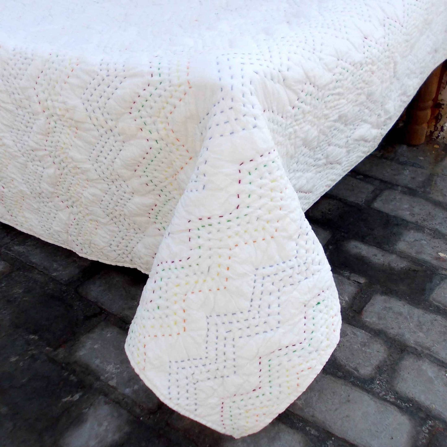 WHITE Kantha quilt - chevron pattern quilting - Quilt set / Quilt / Pillow case available