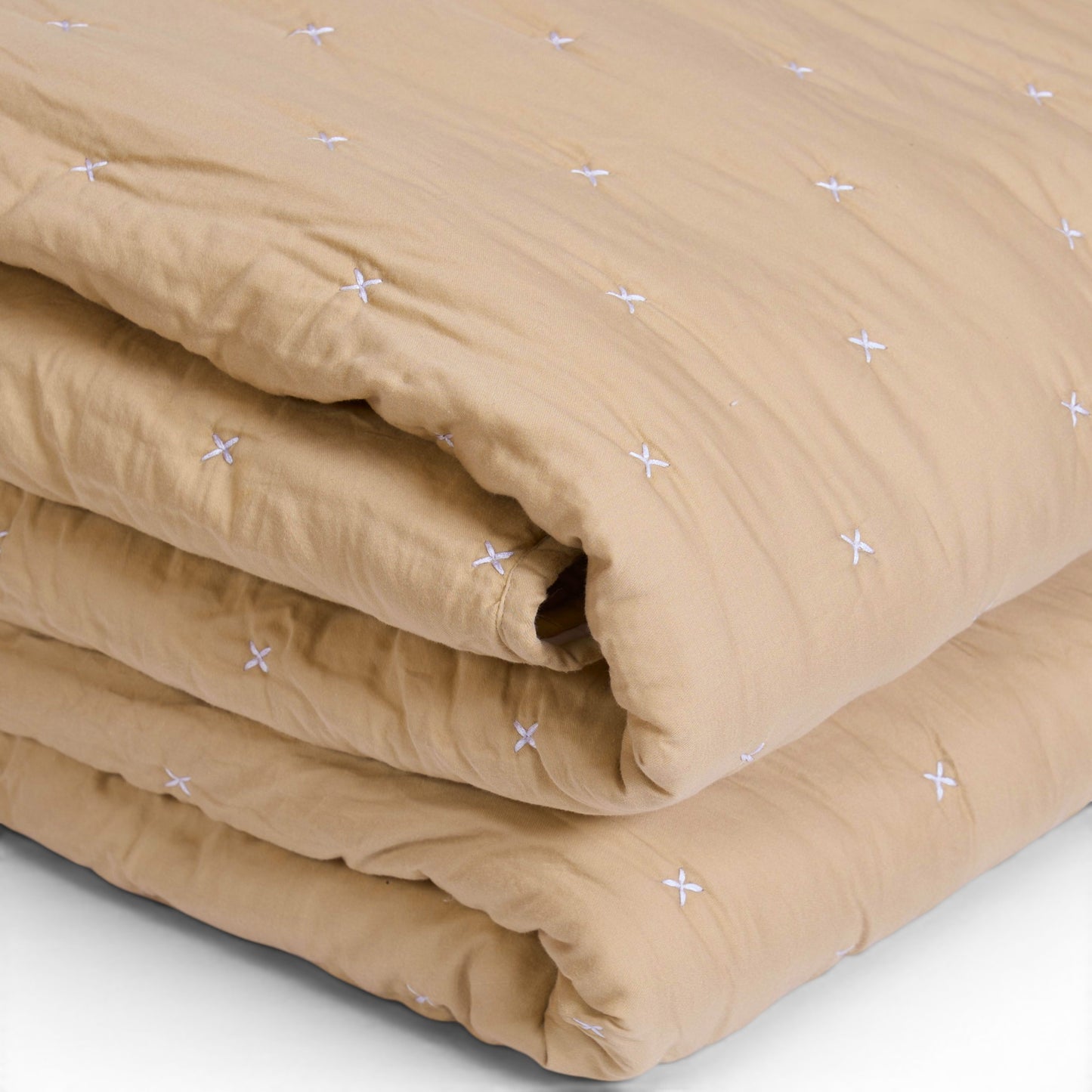 Beige 300TC Fine Cotton Quilt – Diamond Pattern Tuck Quilting
