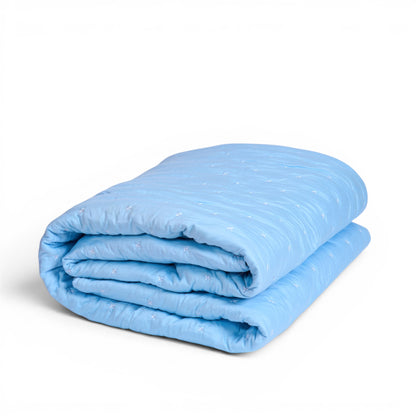 Sky Blue 300TC Fine Cotton Quilt – Diamond Pattern Tuck Quilting