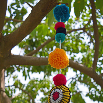 Pompom garland, multicoloured, handmade, gift, bohemian, home decor, size 1 mt