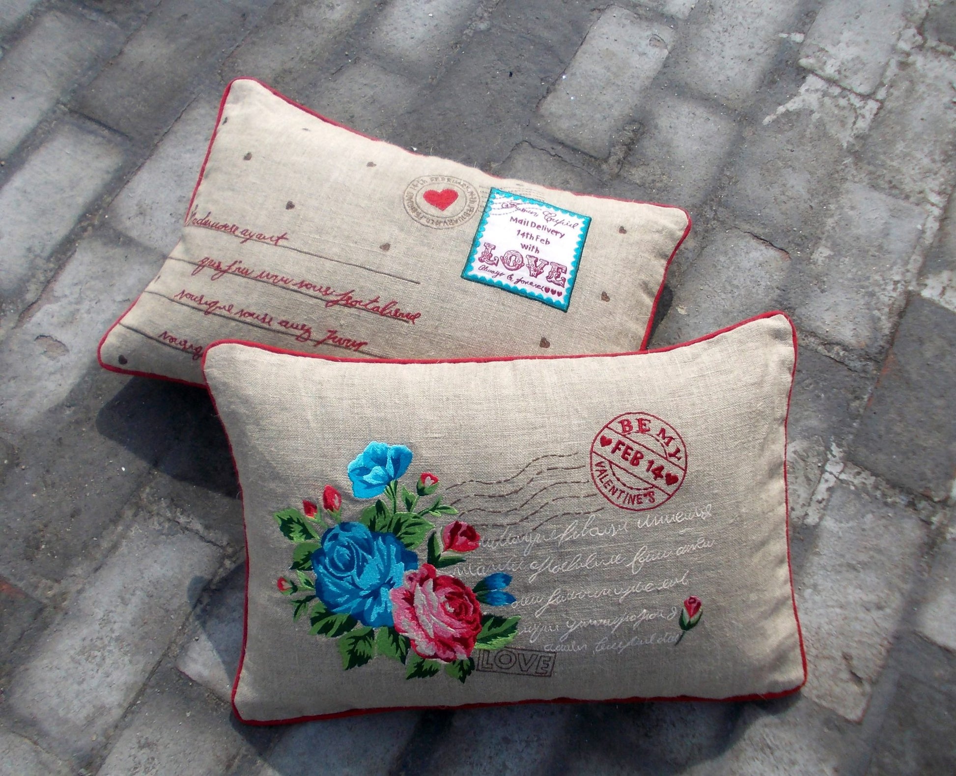 Valentine pillow cover, rose bunch, linen with coral and turquoise combination, postcard style