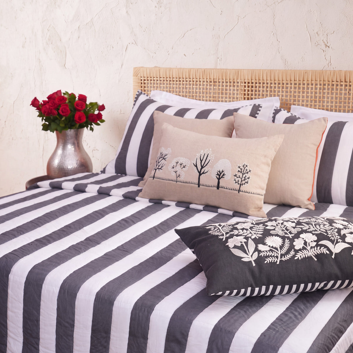 Black and White Stripe Cotton Quilt Set | Stripe Pattern Quilting