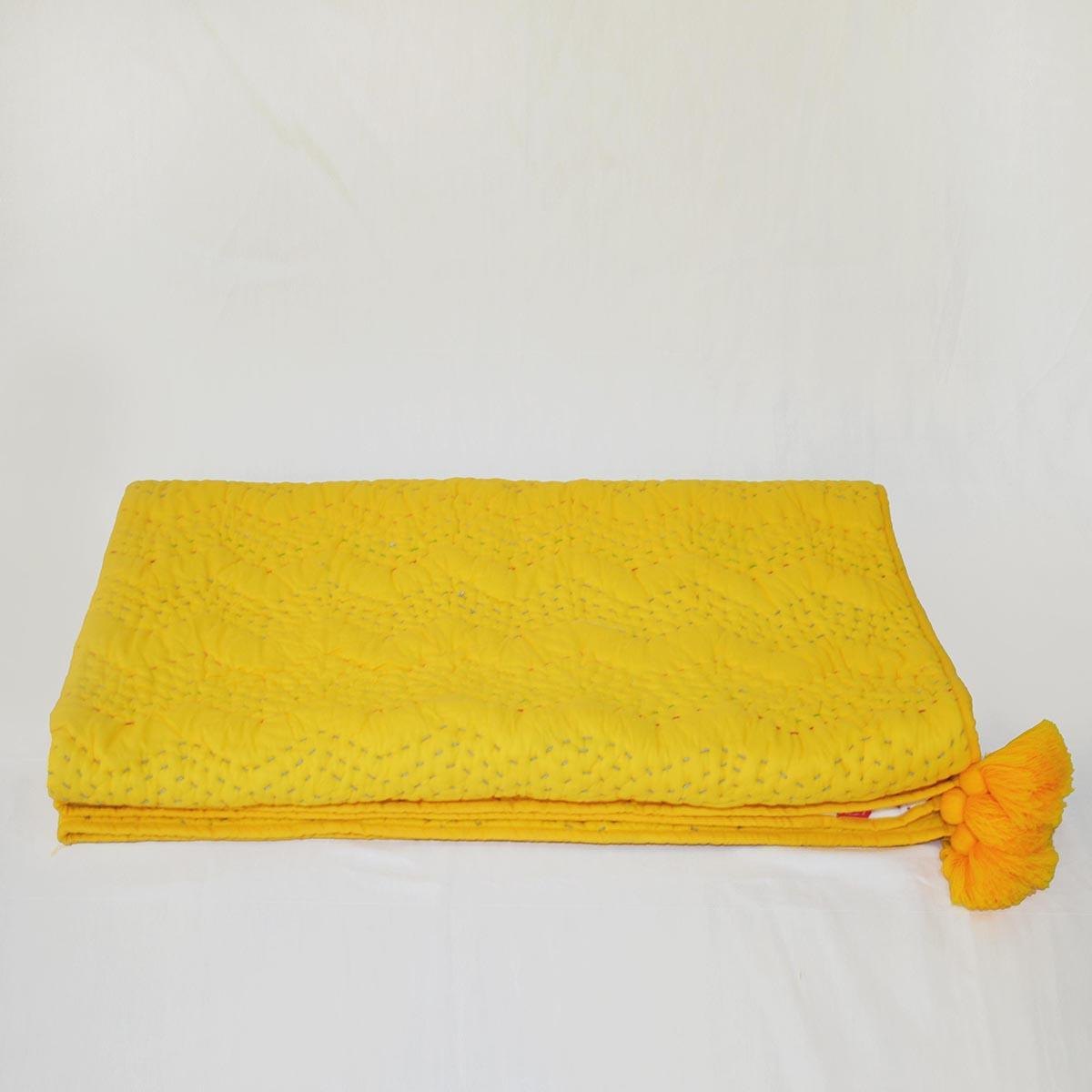 Yellow quilted Throw blanket, chevron pattern, zig zag quilting, hand quilted, 100% cotton, 50X60 inches