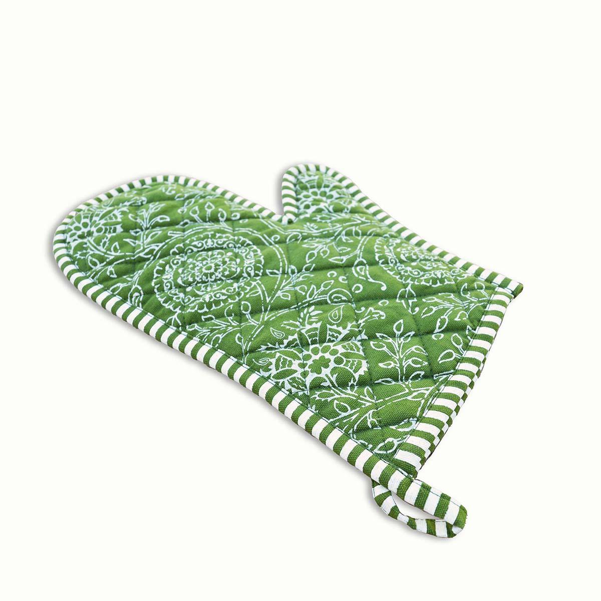 Green oven mitt, quilted glove, kalamkari print, kitchen accessory, 100% cotton