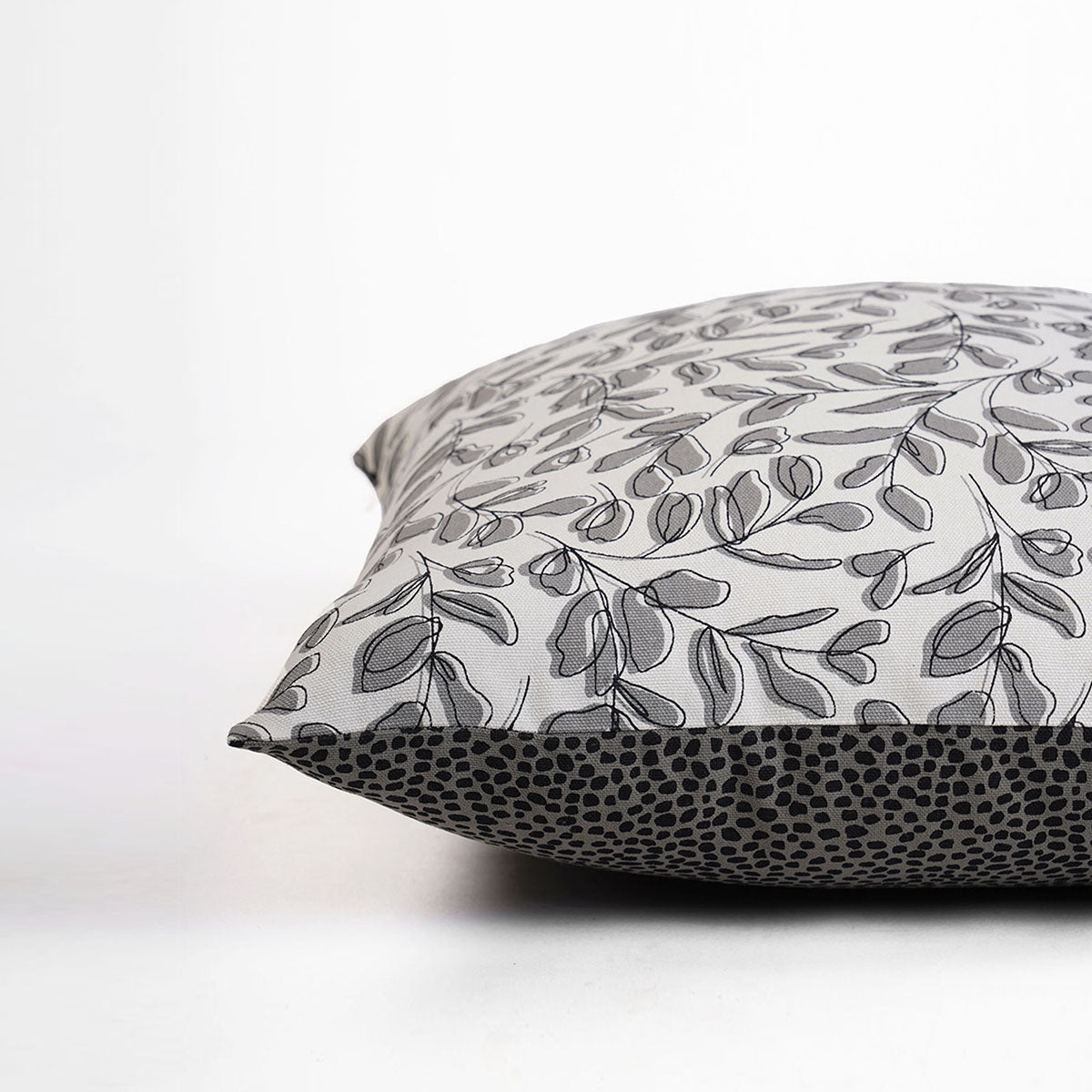 MODERN RETRO - Grey reversible cotton throw pillow cover, leaf print, sizes available.